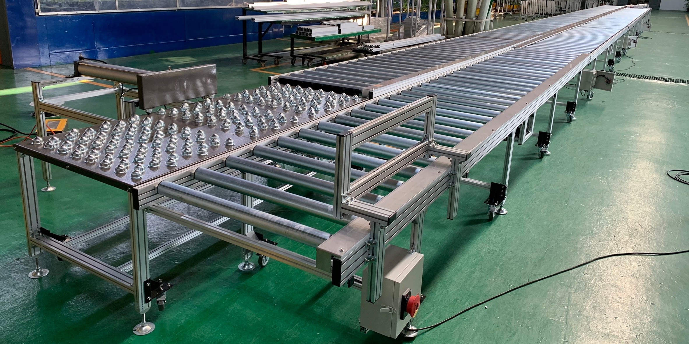 整廠滾筒輸送帶輸送機及推料萬象滾珠 | Whole Factory Roller Conveyor and Pusher Ball