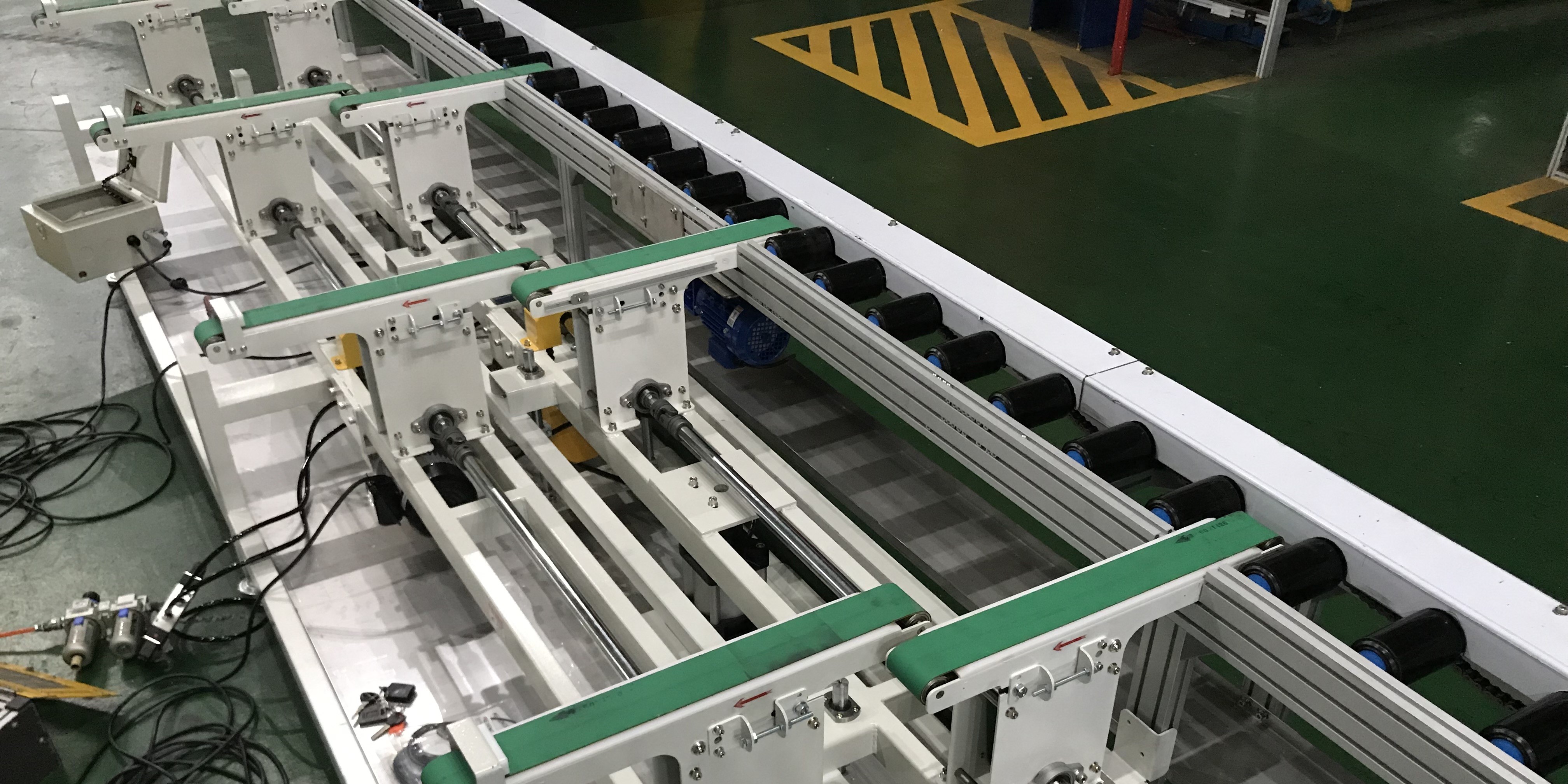 鋁擠型橫移滾筒輸送帶輸送機 | Aluminum Extruded Transverse Roller Conveyor