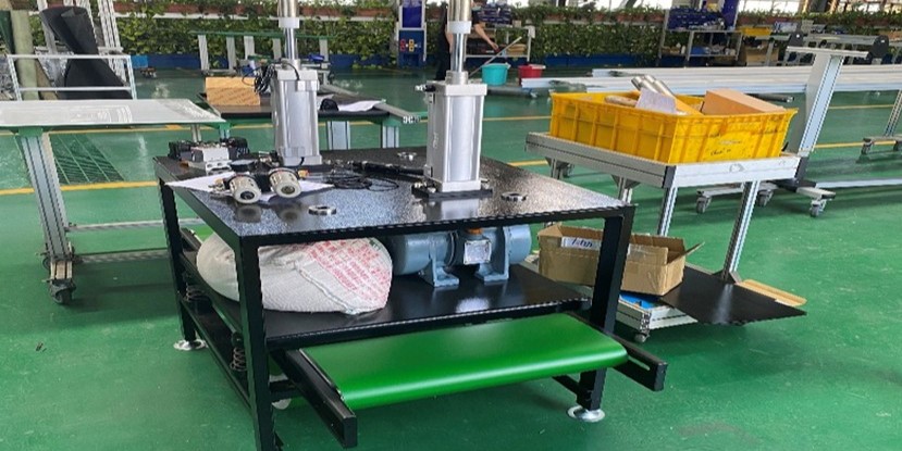 震動下壓式皮帶輸送帶輸送機 | Vibration Pressure Belt Conveyor