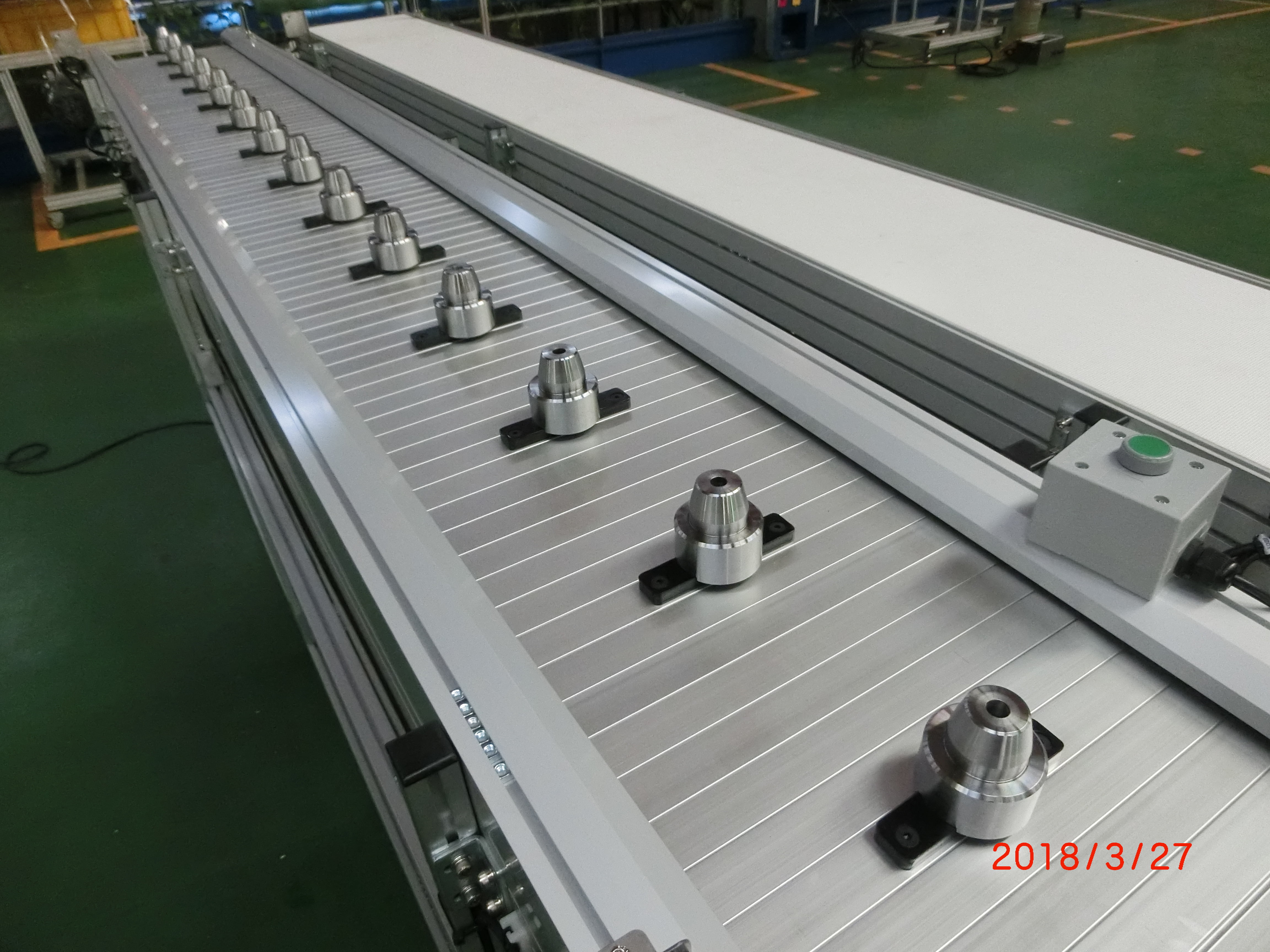 鋁擠型鋁帶平面式輸送機&鋁擠型特殊皮帶平面式輸送機-麗晨輸送機設備公司