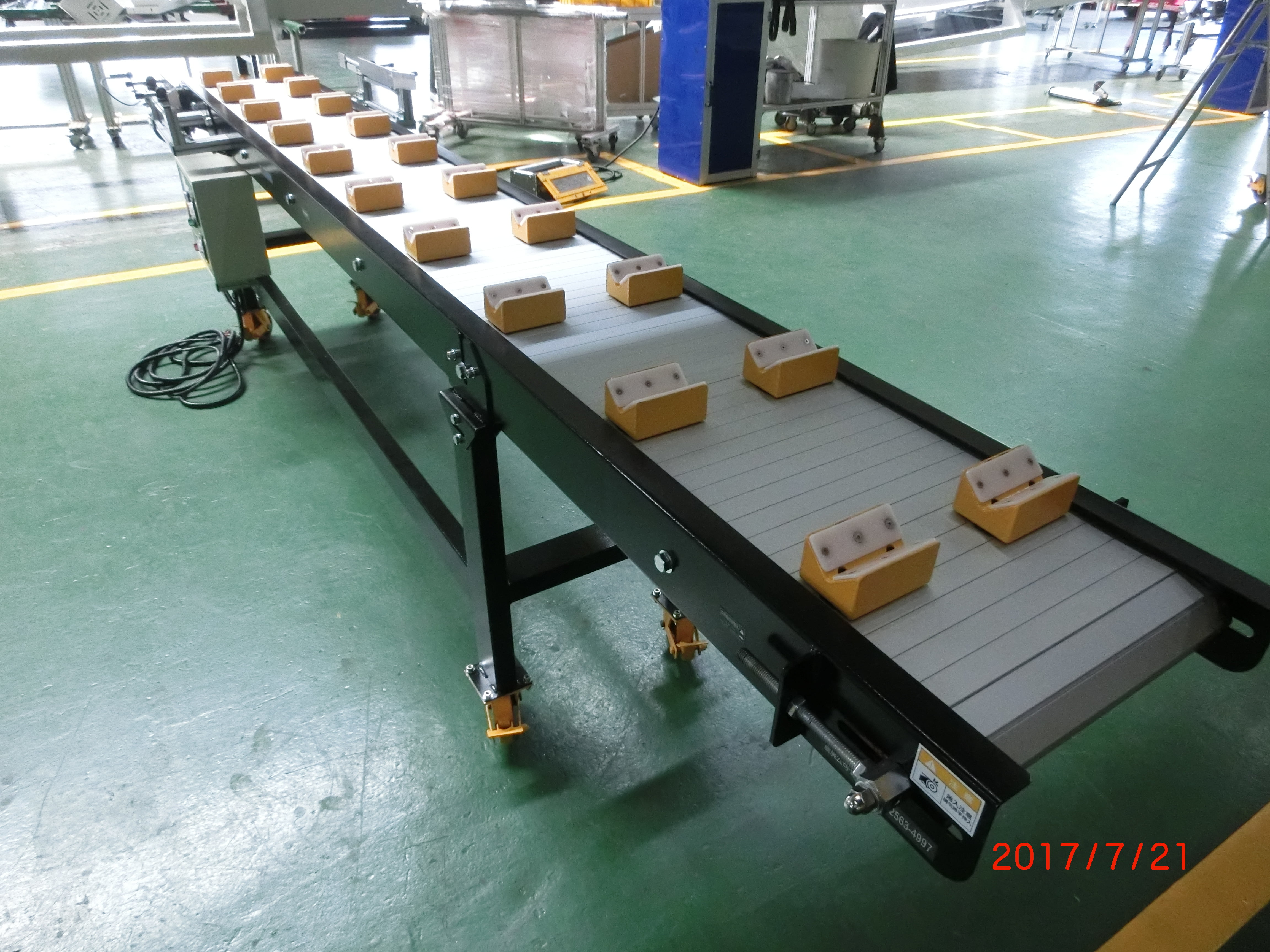 Steel plate aluminum belt conveyor- LI CHEN INDUSTRIAL CO., LTD. 