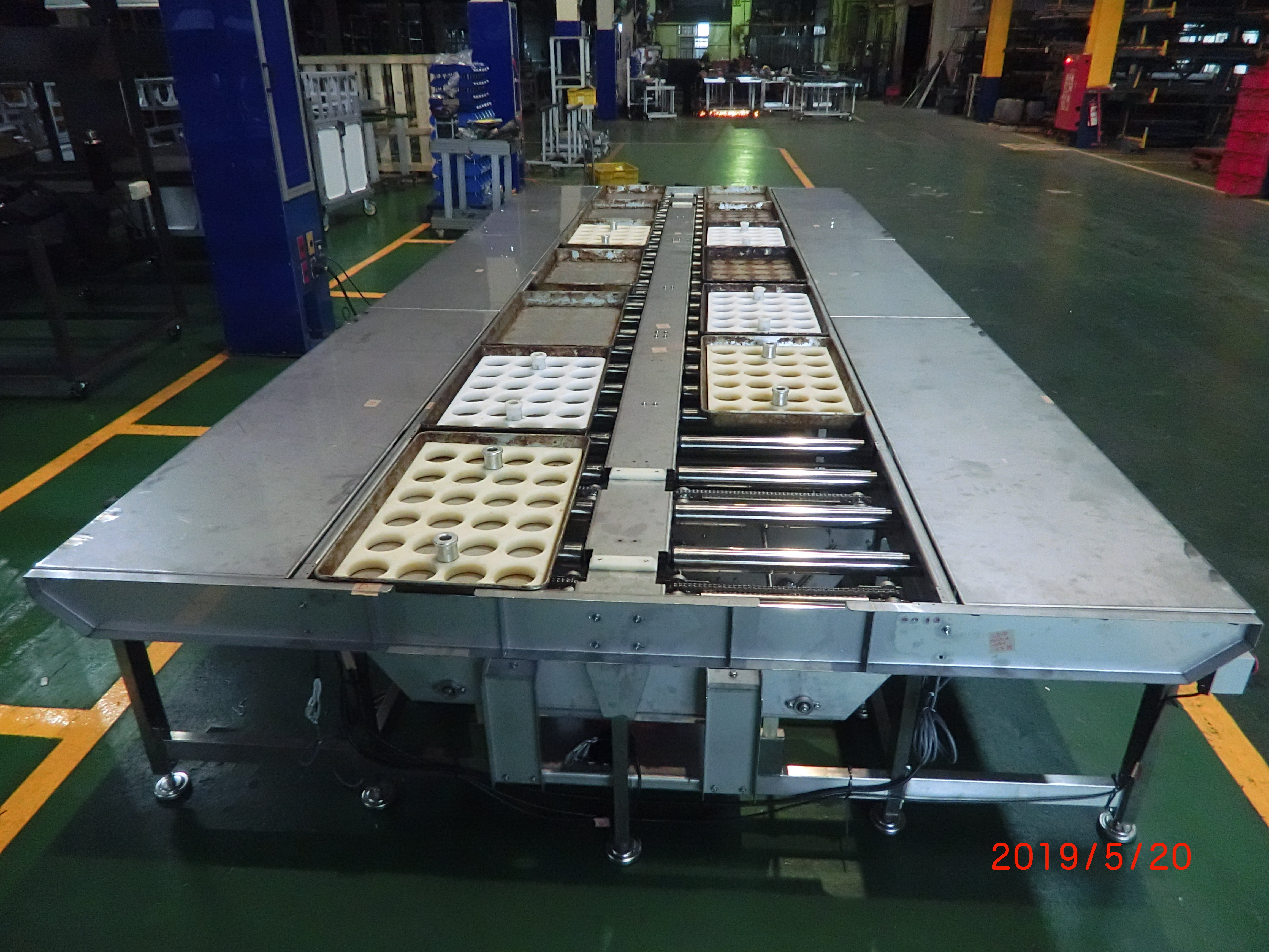 Circulating stainless steel power roller conveyor-Lichen Conveyor Equipment Co., Ltd.