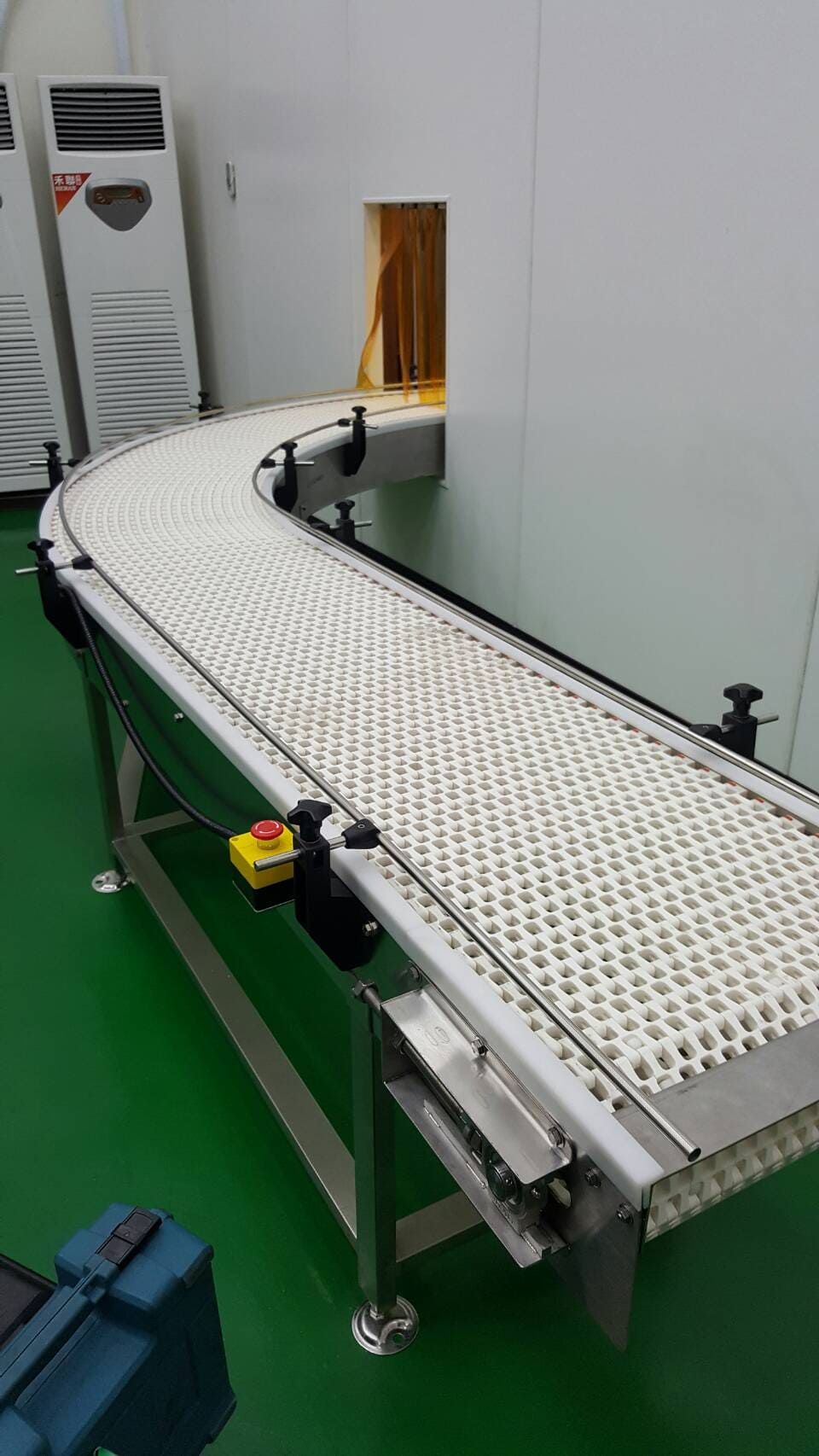 90 degree with turning stainless steel plastic plate conveyor-Lichen Conveyor Equipment Co., Ltd.