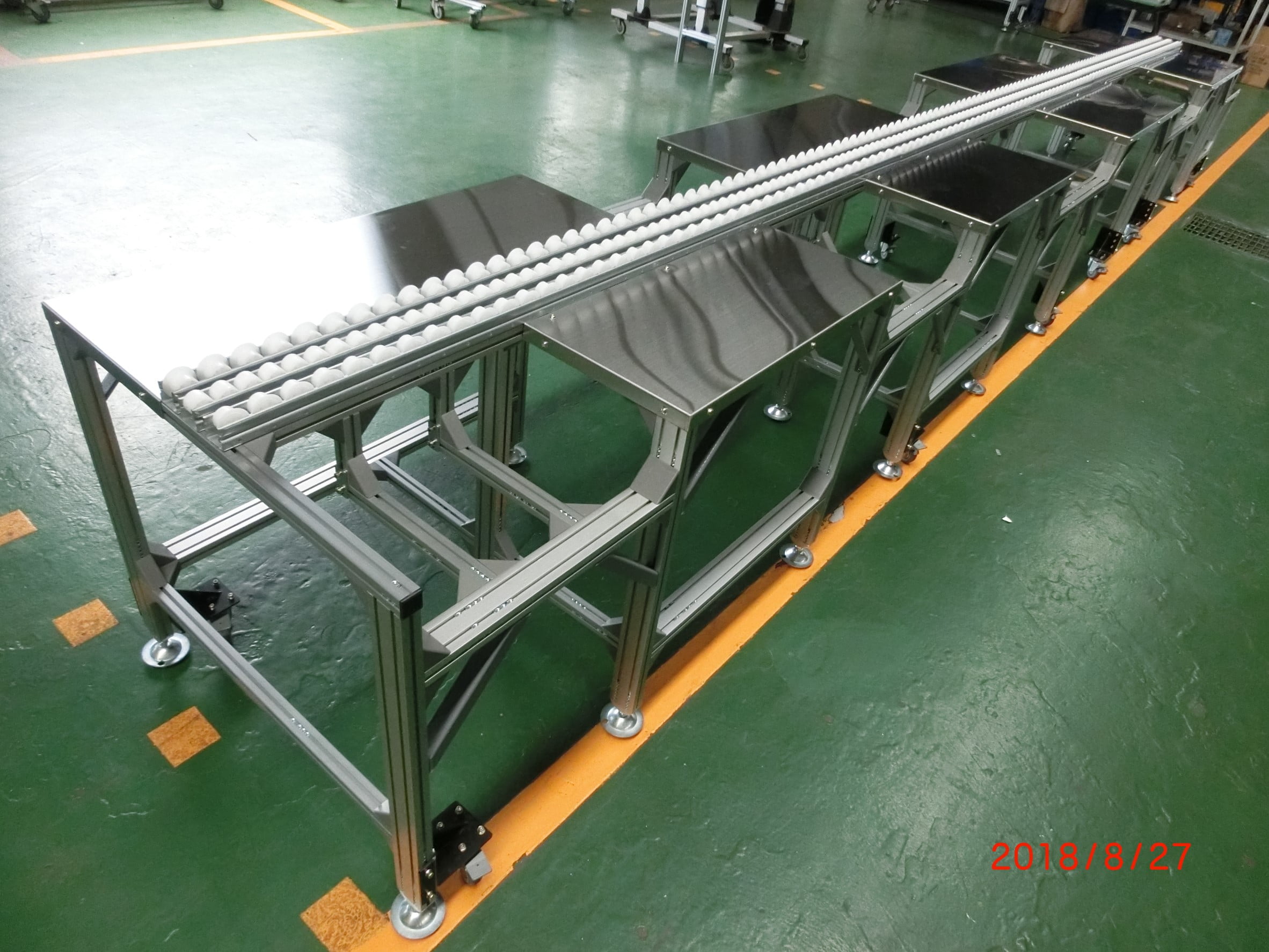 Unpowered fulai conveyor wheels work table -Lichen Conveyor Equipment Co., Ltd. 