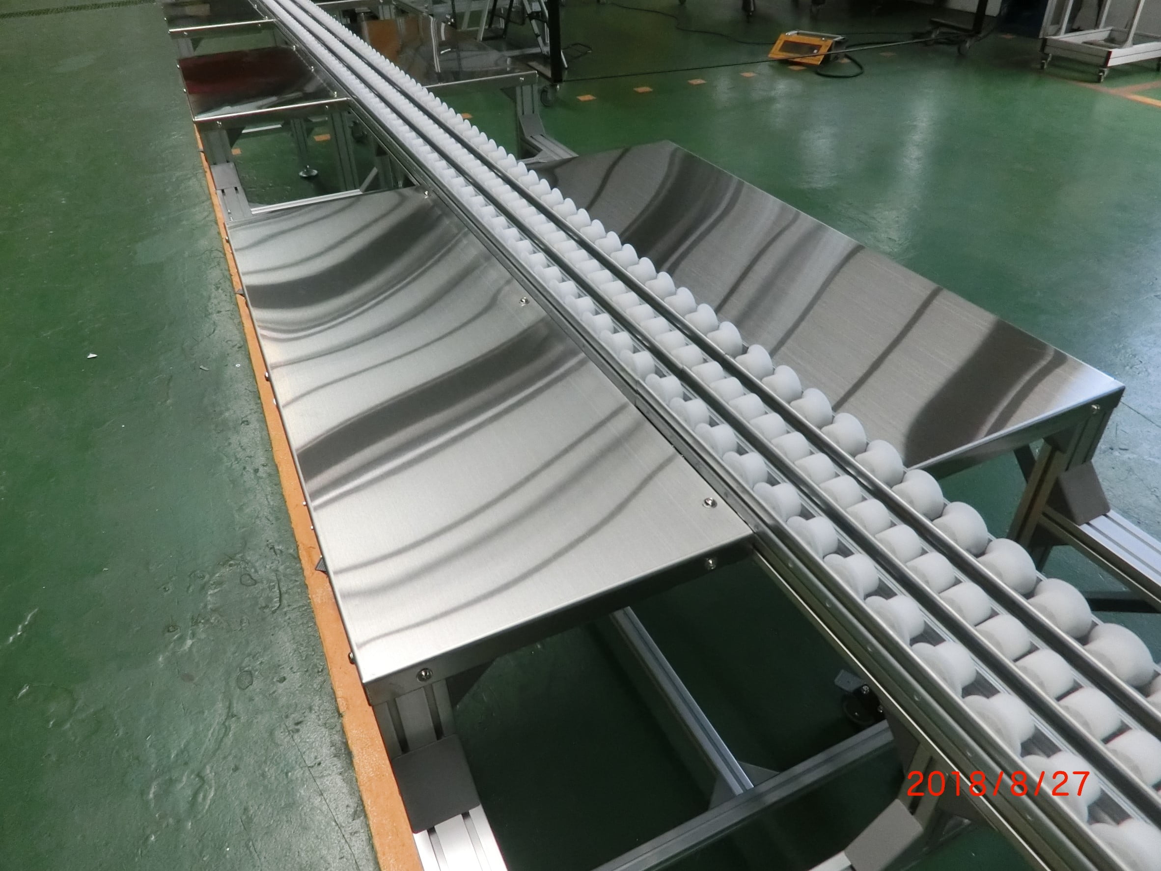 Unpowered fulai conveyor wheels work table -Lichen Conveyor Equipment Co., Ltd.