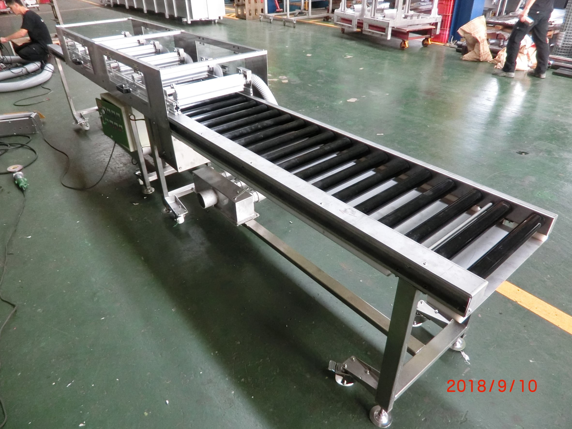 Stainless steel power roller conveyor-Lichen Conveyor Equipment Co., Ltd.