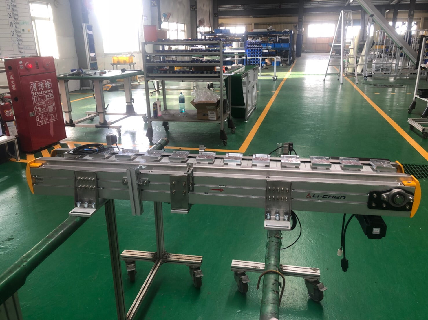 Aluminum band jig flat conveyor -Lichen Conveyor Equipment Co., Ltd. 
