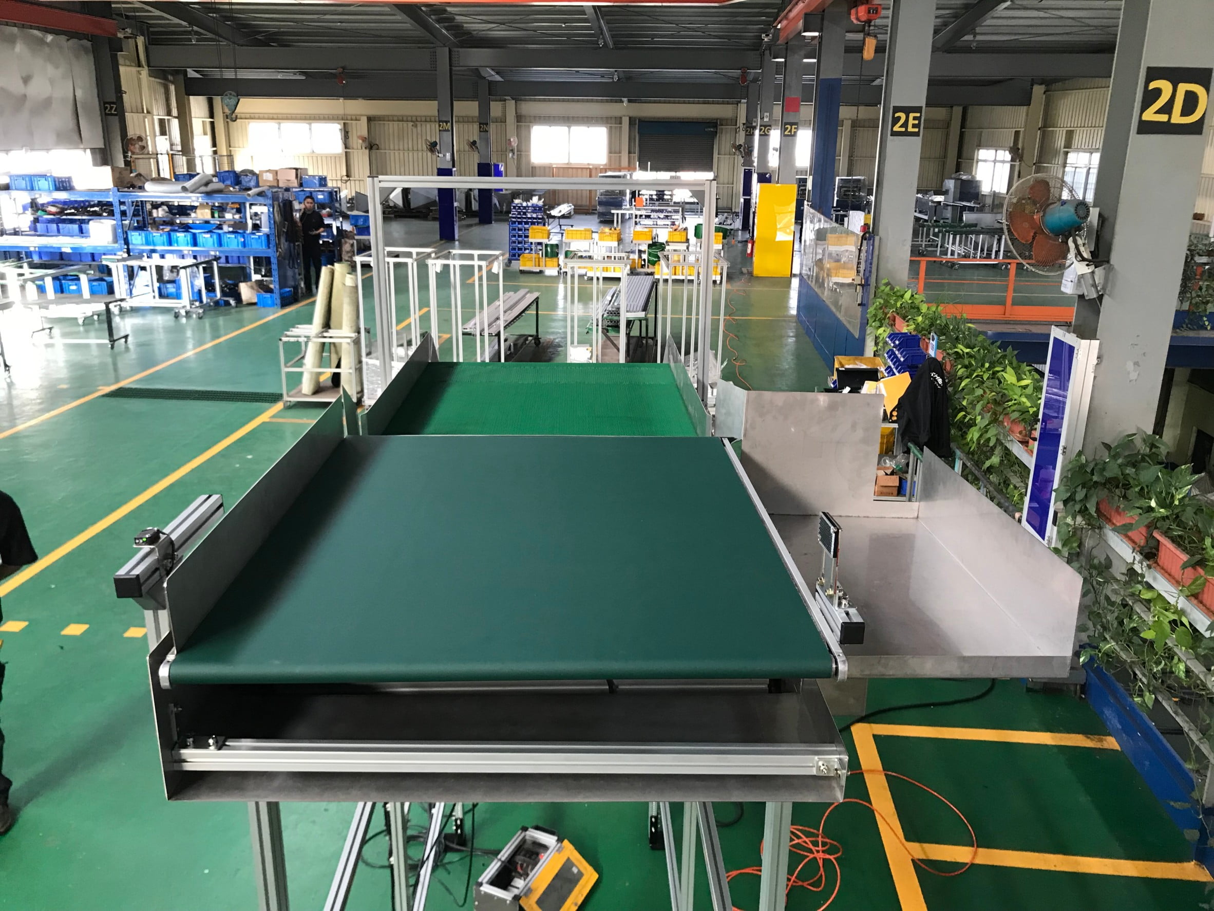 Aluminum Extrusion Belt Traverse Conveyor-Lichen Conveyor Equipment Co., Ltd.
