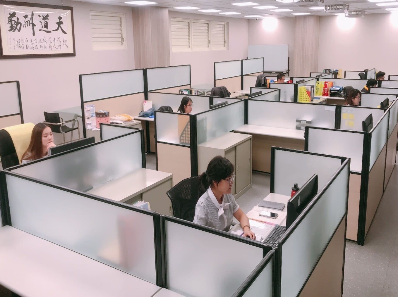 Completed the renovation of the office on the second floor -Lichen Conveyor Automatic Equipment Co., Ltd.
